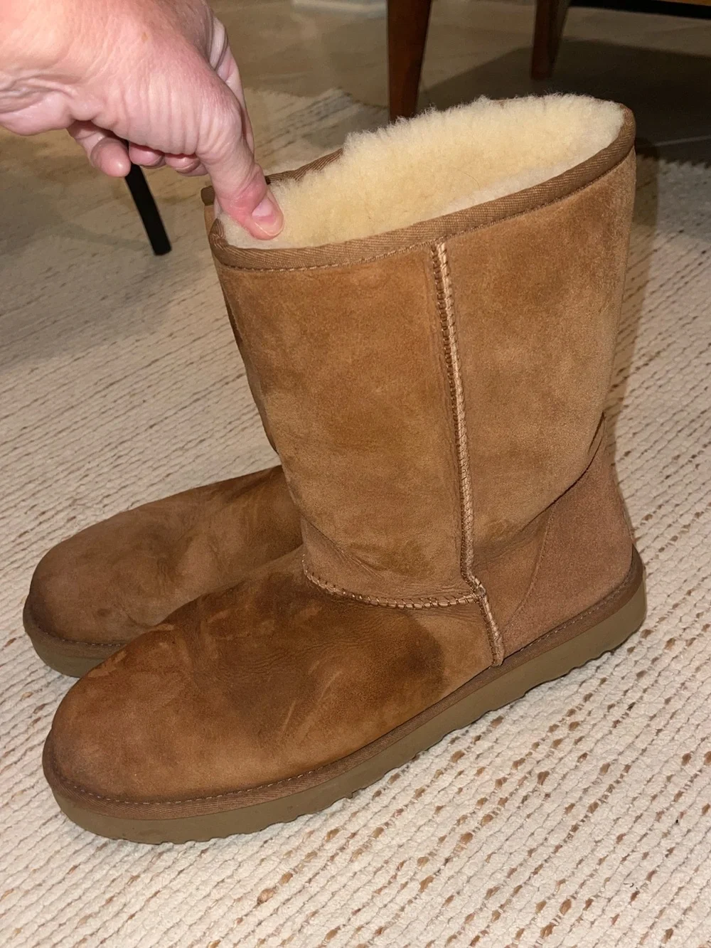 Men’s Ugg Classic Short boots